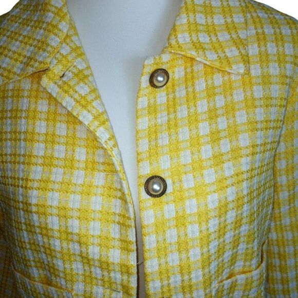 AURA RED DRESS YELLOW TWEED JACKET W/PEARL BUTTONS SZ.L NWOT. - Picture 7 of 10